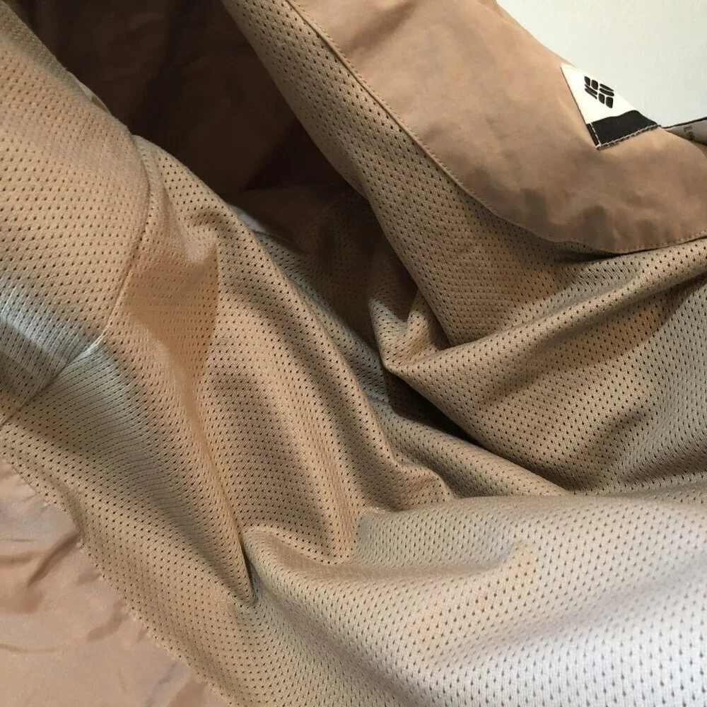 Columbia Sportswear Mens Large Khaki Vented Full-Zip Jacket Size L Spots